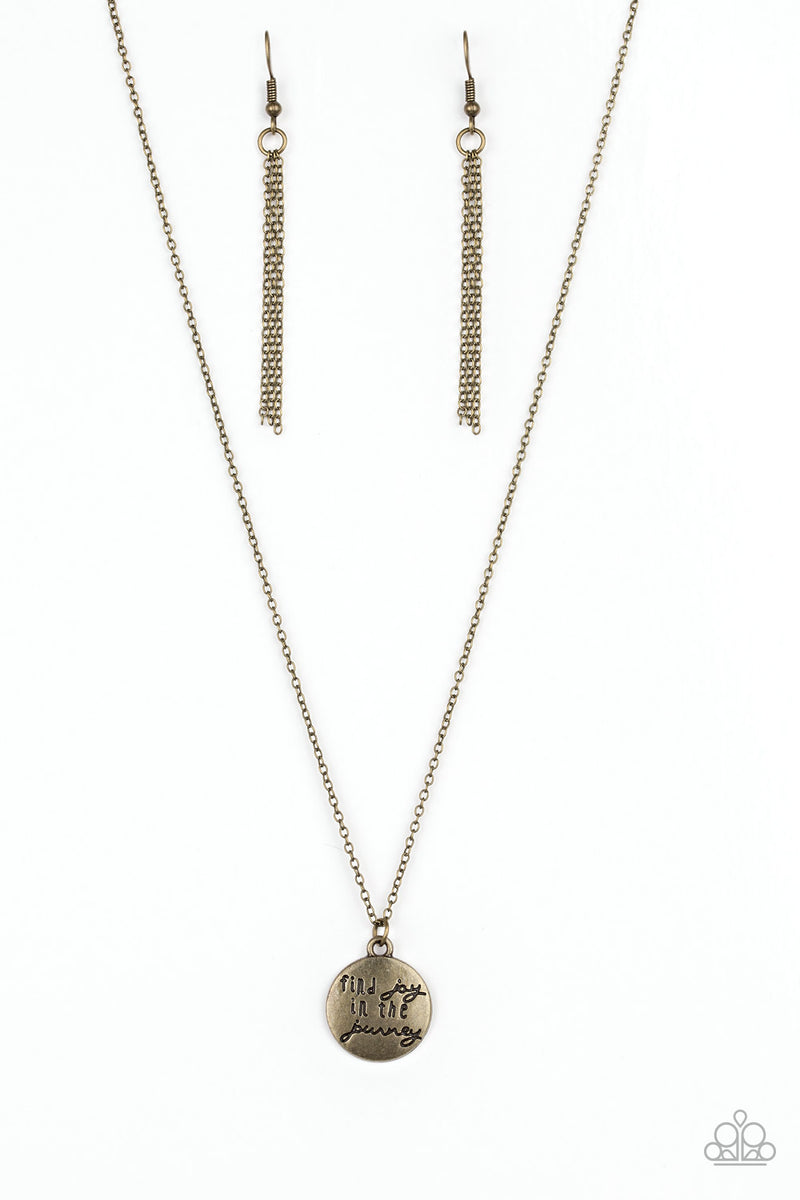 Find Joy - Brass Necklace - Paparazzi Accessories – Bedazzle Me Pretty  Mobile Fashion Boutique