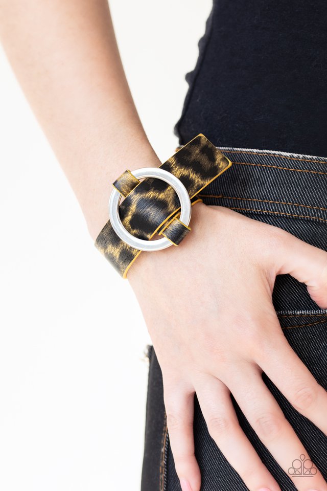 Urban jungle deals black bracelet paparazzi