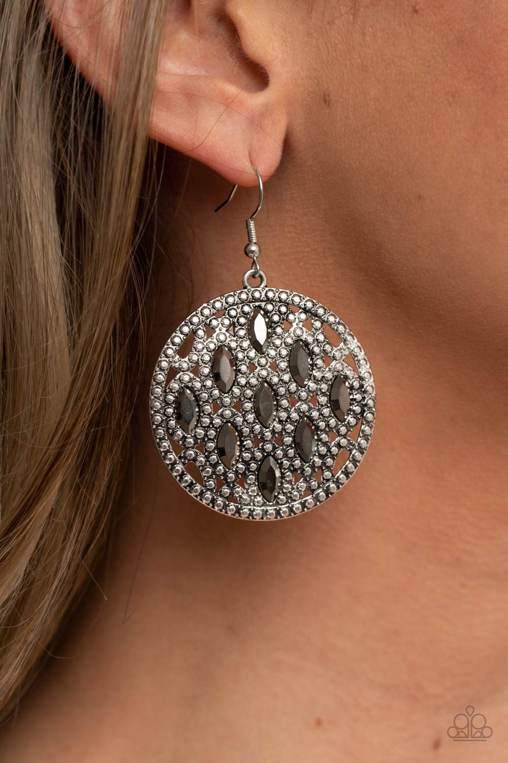 Paparazzi Accessories Iconic Impression Silver Earrings - Jewelry by Bretta
