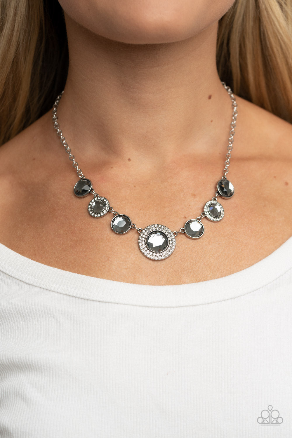 Paparazzi black online and silver necklace