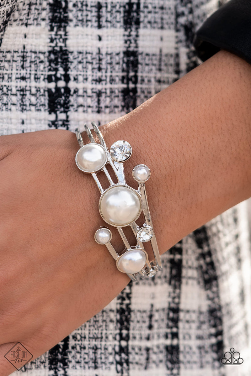 Silver pearl store bracelet paparazzi