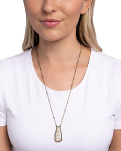 Set to Stun - Brass Necklace - Paparazzi Accessories