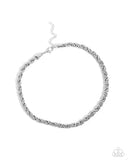 edgy-etching-silver-necklace-paparazzi-accessories