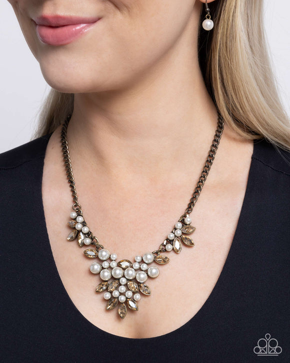 Fresh Facets - Brass Necklace - Paparazzi Accessories