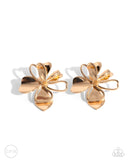 sweetness-and-light-gold-clip-on-paparazzi-accessories