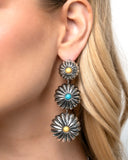 Palm Tree Promenade - Yellow Complete Look  - Paparazzi Accessories