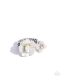 delicate-duo-white-ring-paparazzi-accessories