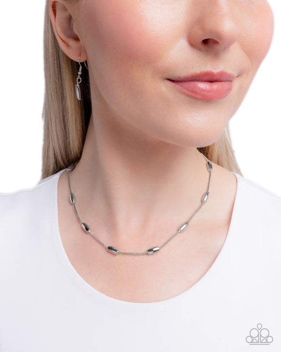 Cylindrical Chic - Silver Necklace - Paparazzi Accessories