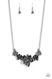 botanical-breeze-silver-necklace-paparazzi-accessories