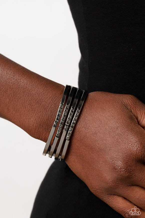 Labyrinth Lure - Black Bracelet - Paparazzi Accessories – Bedazzle Me  Pretty Mobile Fashion Boutique